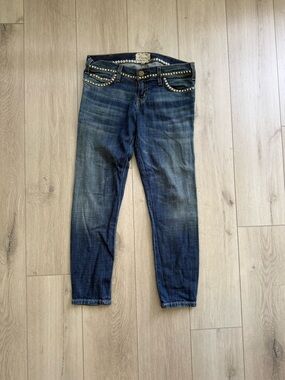 Current/Elliott Dark Blue Studded Denim Copped Jeans. Size 25. Very Good Cond.